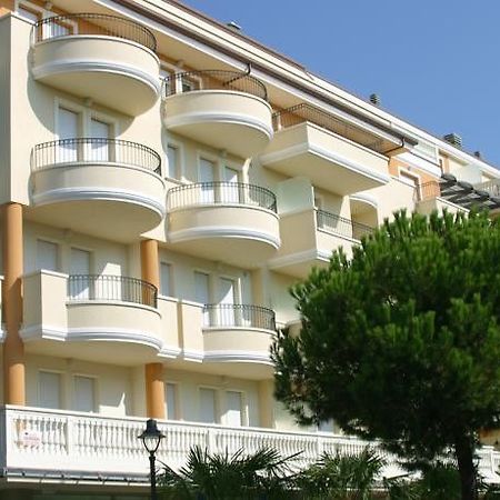 Residence Il Tulipano Riccione Exteriér fotografie